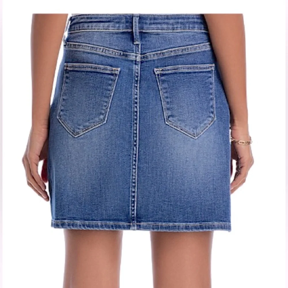 DRIFTWOOD Vintage Blue Floral Embroidered Denim Size Mini Skirt Size 28 (US 6)